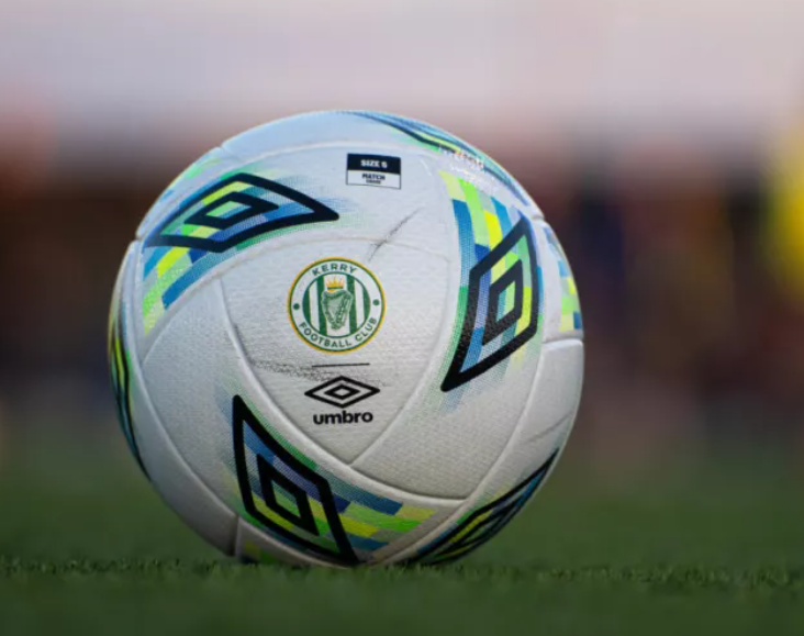 Umbro Swerve Pro Match Grass, Size 5