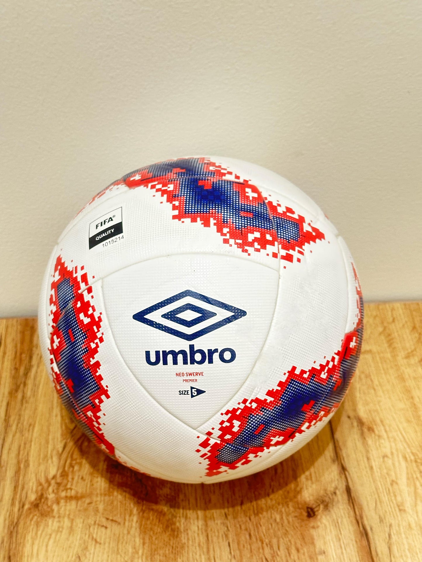 Umbro Neo Swerve Pro TB Soccer Ball, Size 5